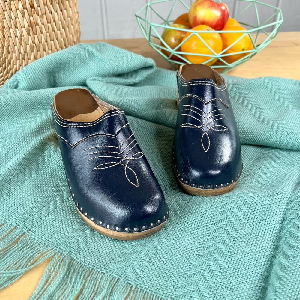 VINTAGE BÅSTAD Swedish Clogs